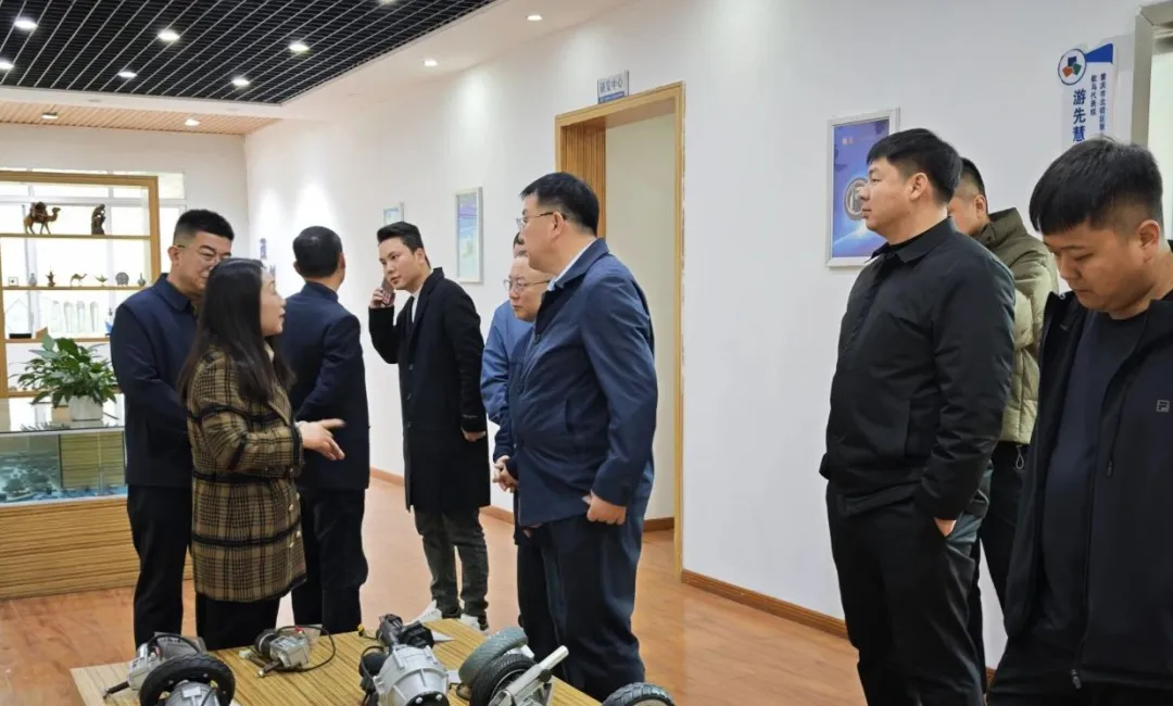 ���һ�ӭ | ����ʡ�̽��д�����ί��ί��ͳս����������־һ��ݰ��2121�Ƿ������뽻��